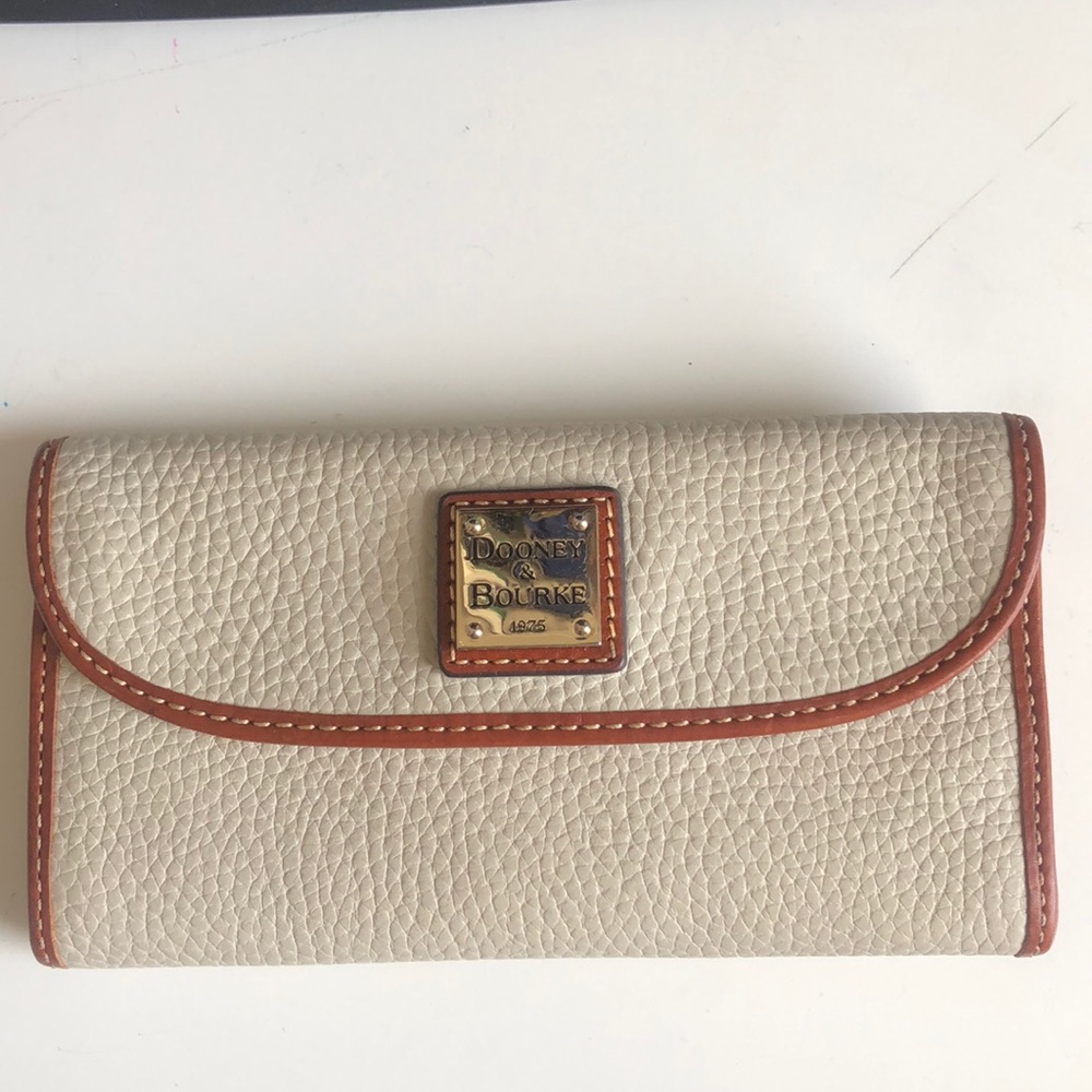 DOONEY & BOURKE WALLET